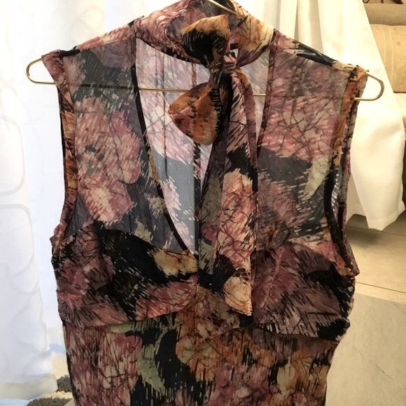 😍BCBG Abstract Floral Print Top - Picture 4 of 7
